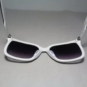 Diane von Furstenberg KARLIE White New Sunglasses Diane Von Furstenberg | Accessories | Diane Von Furstenberg  main image 3